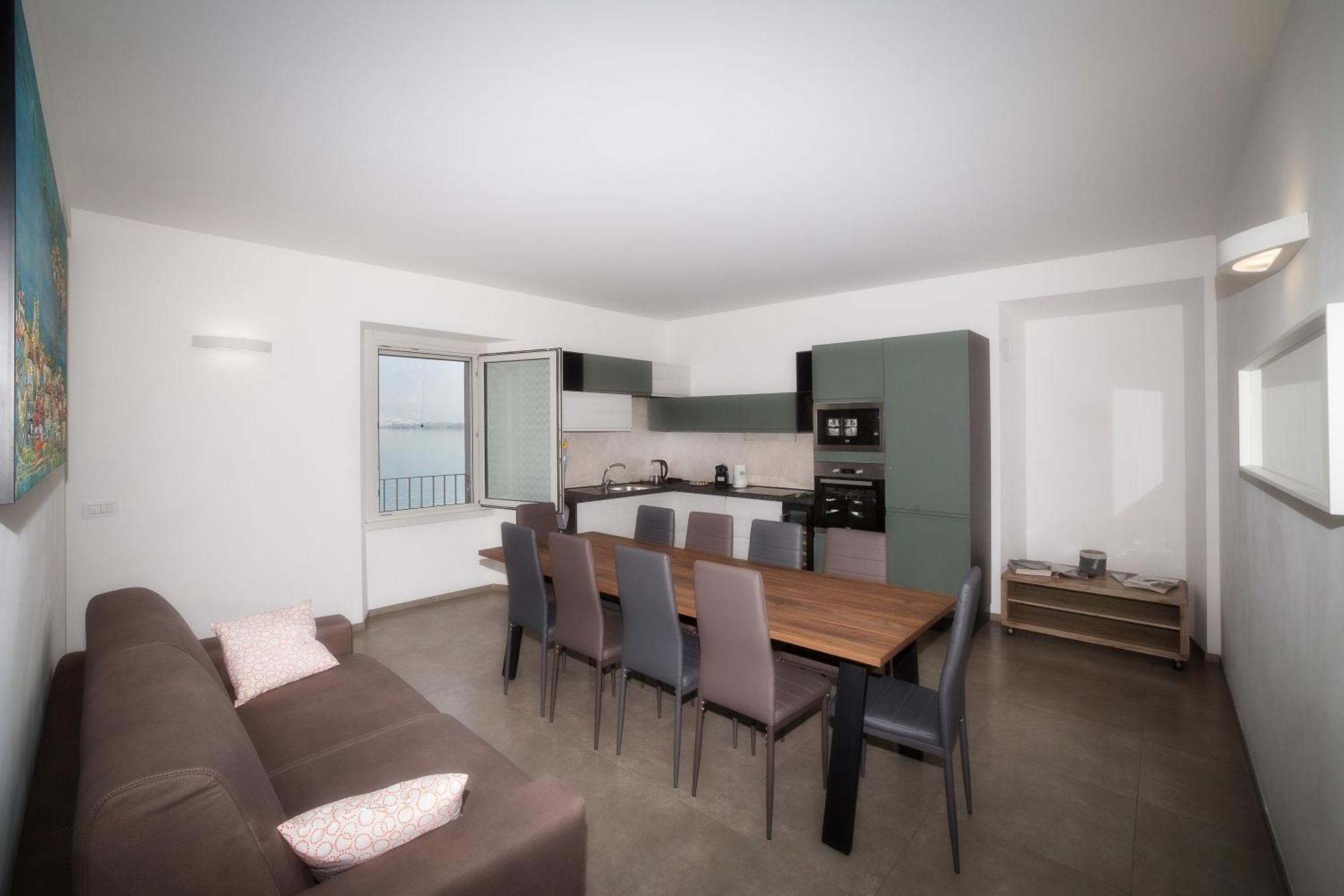 Lakefront Home Residenza Il Gallo In Riva Al Lago 皮索涅 外观 照片